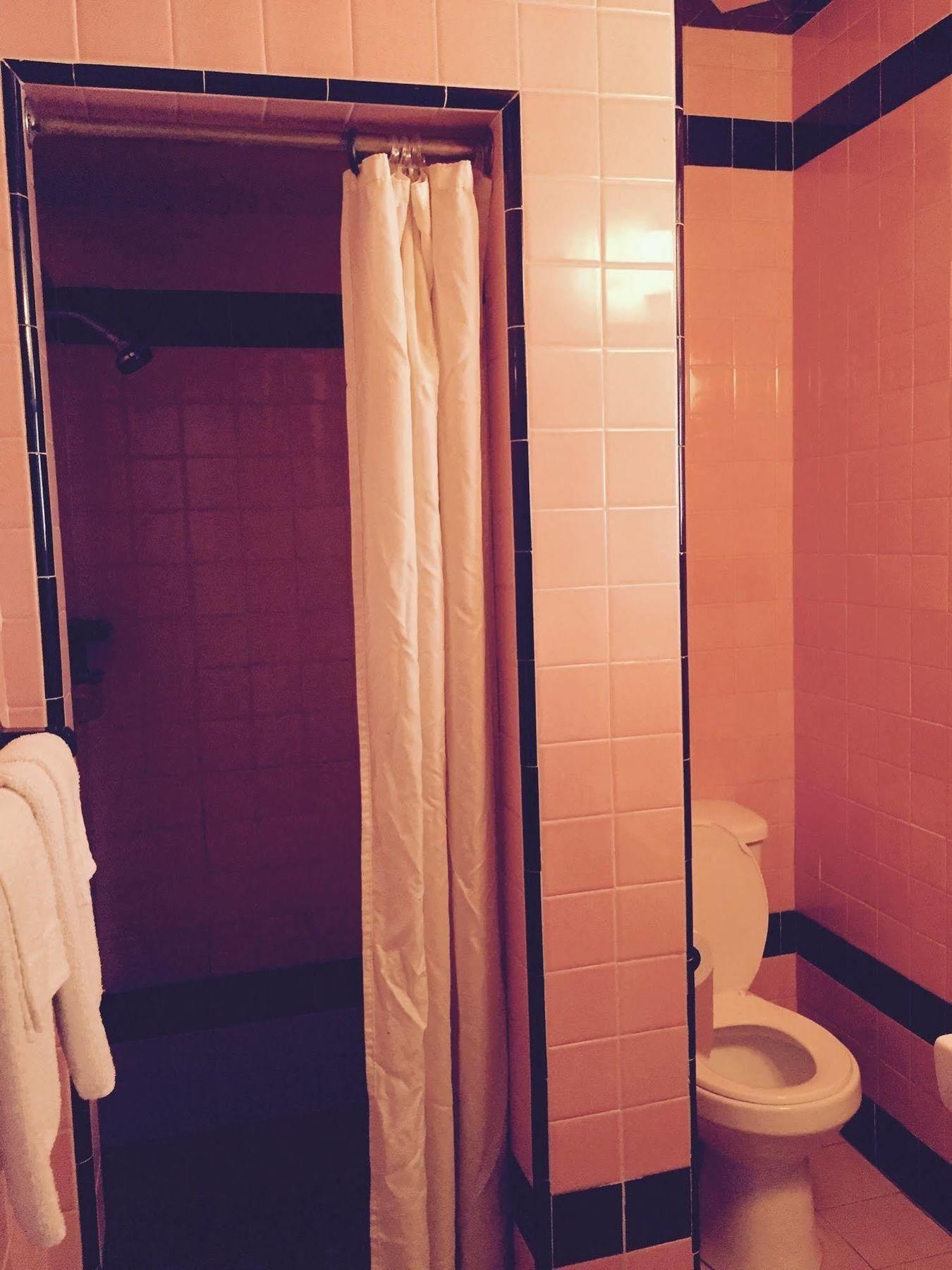 Red Carpet Inn Brooklawn Екстериор снимка