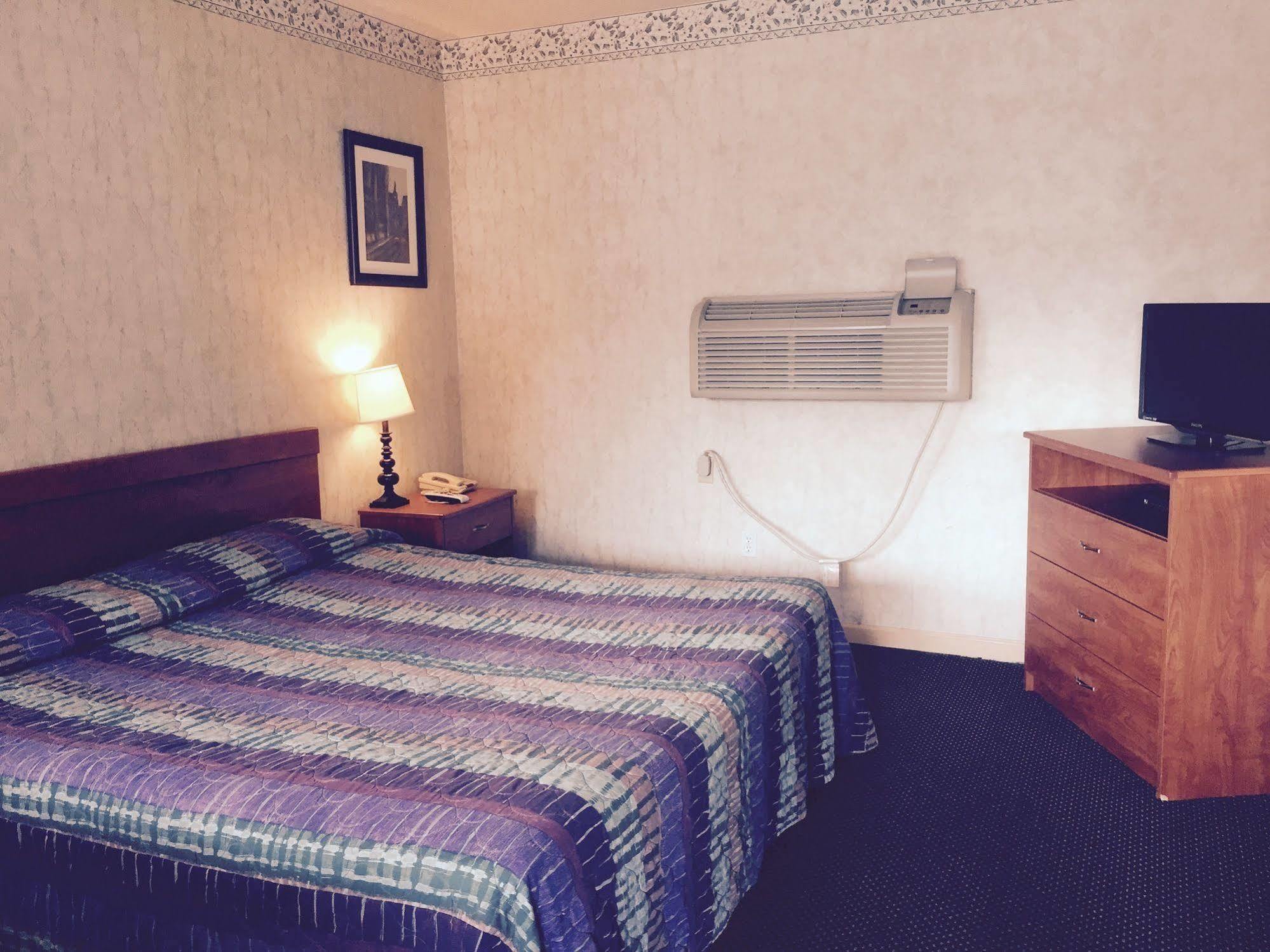 Red Carpet Inn Brooklawn Екстериор снимка
