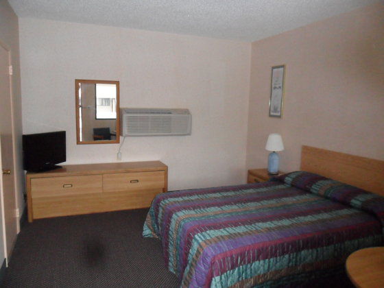 Red Carpet Inn Brooklawn Стая снимка